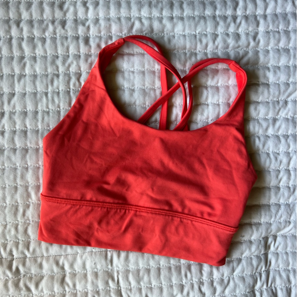 Lululemon red sports bra ❤️
